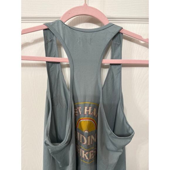 Pearl Izumi Women's Midland Graphic UPF Fast-Drying Tank in Dawn Grey Happy, L - Picture 9 of 9